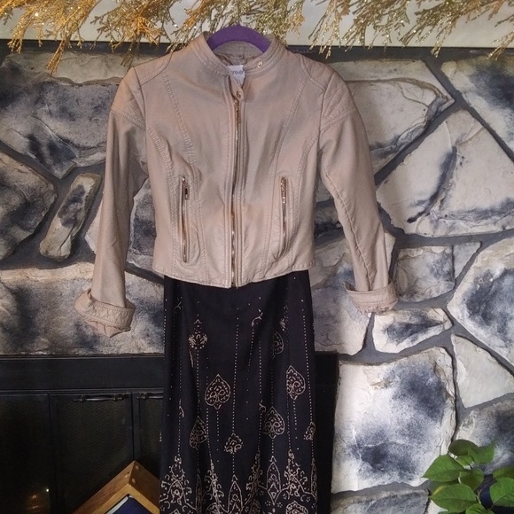 Forever21 Faux leather - Picture 2 of 2